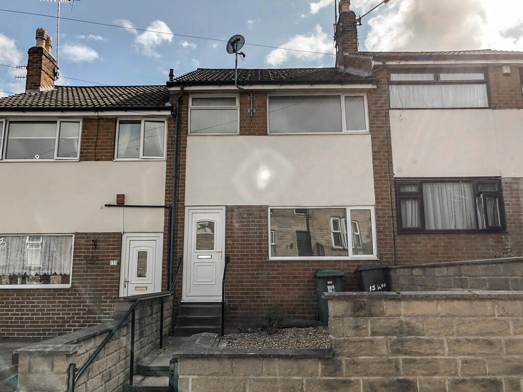 3 bed Mid Terraced House for rent in Batley. From Barkers Estate Agents - Birstall