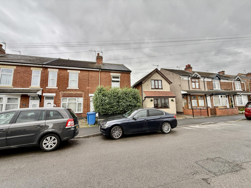 3 bed End of Terrace for rent in Thulston. From Property Options Sales & Lettings - Derby