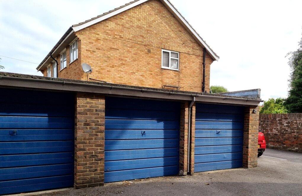 0 bed Mid Terraced House for rent in Worthing. From Leaders - Rustington