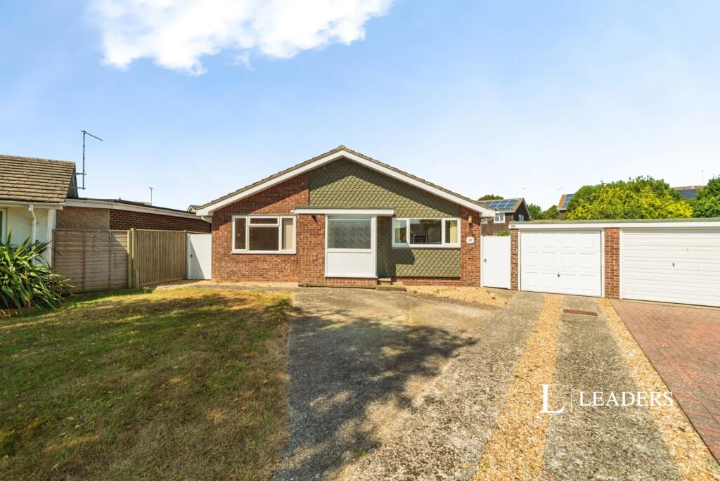 3 bed Bungalow for rent in Littlehampton. From Leaders - Rustington