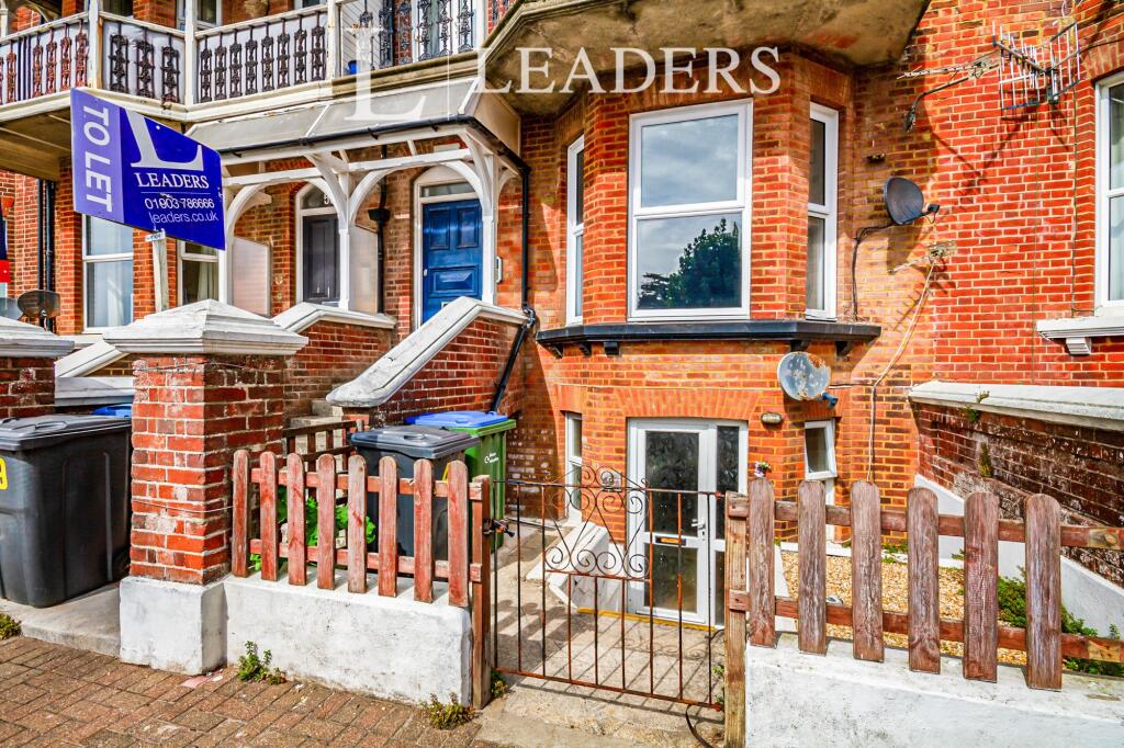 1 bed 1st Floor Flat for rent in Littlehampton. From Leaders - Rustington