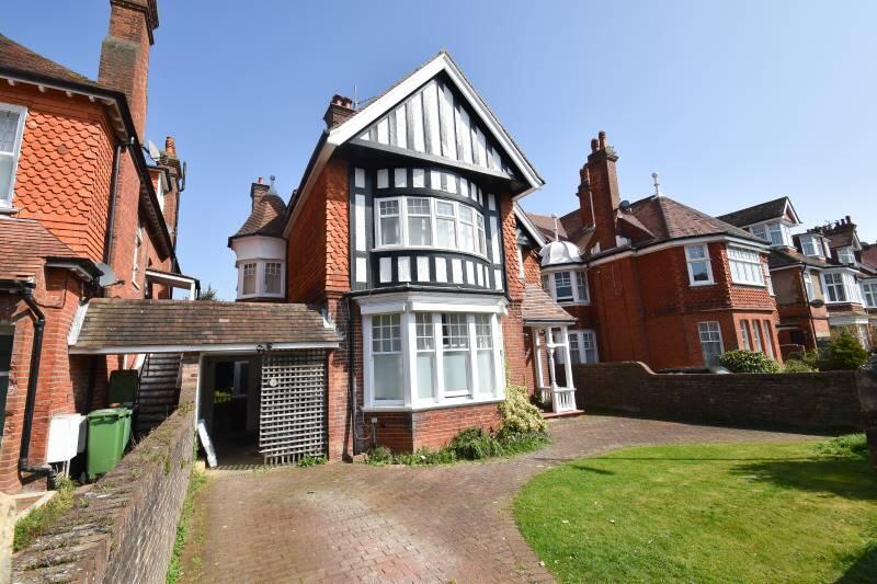 1 bed 1st Floor Flat for rent in Eastbourne. From Property Rentals - Eastbourne