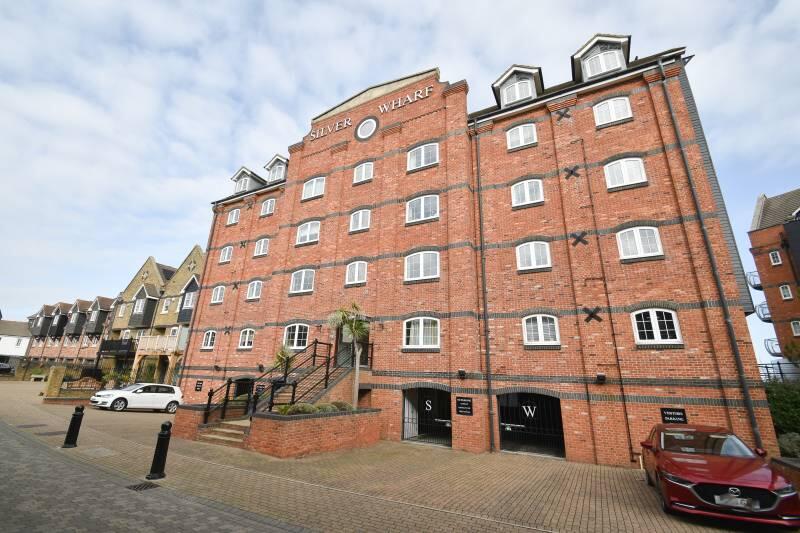 2 bed 1st Floor Flat for rent in Crumbles. From Property Rentals - Eastbourne
