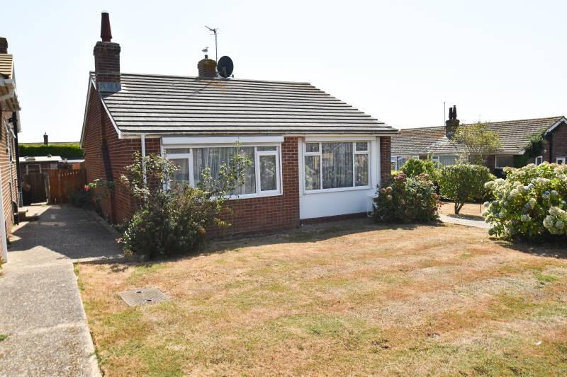 2 bed Detached bungalow for rent in Westham. From Property Rentals - Eastbourne