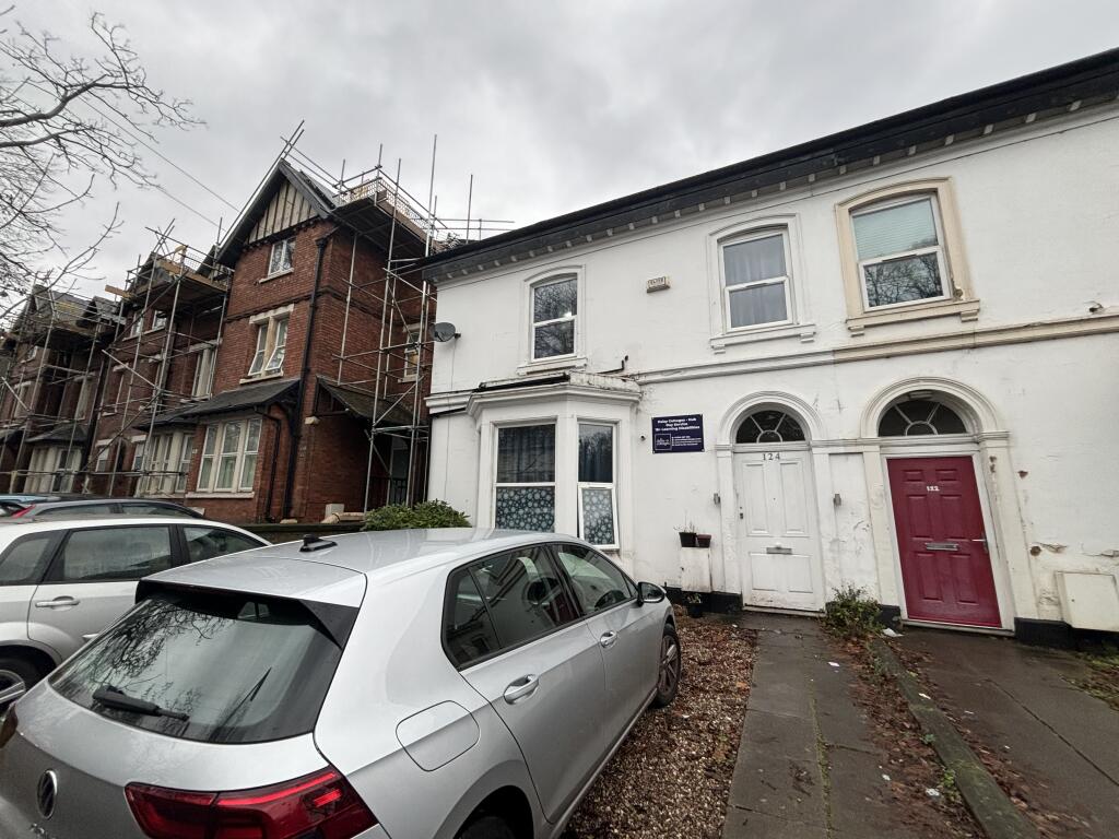 6 bed Semi-Detached House for rent in Derby. From Leaders - Derby City Cornmarket