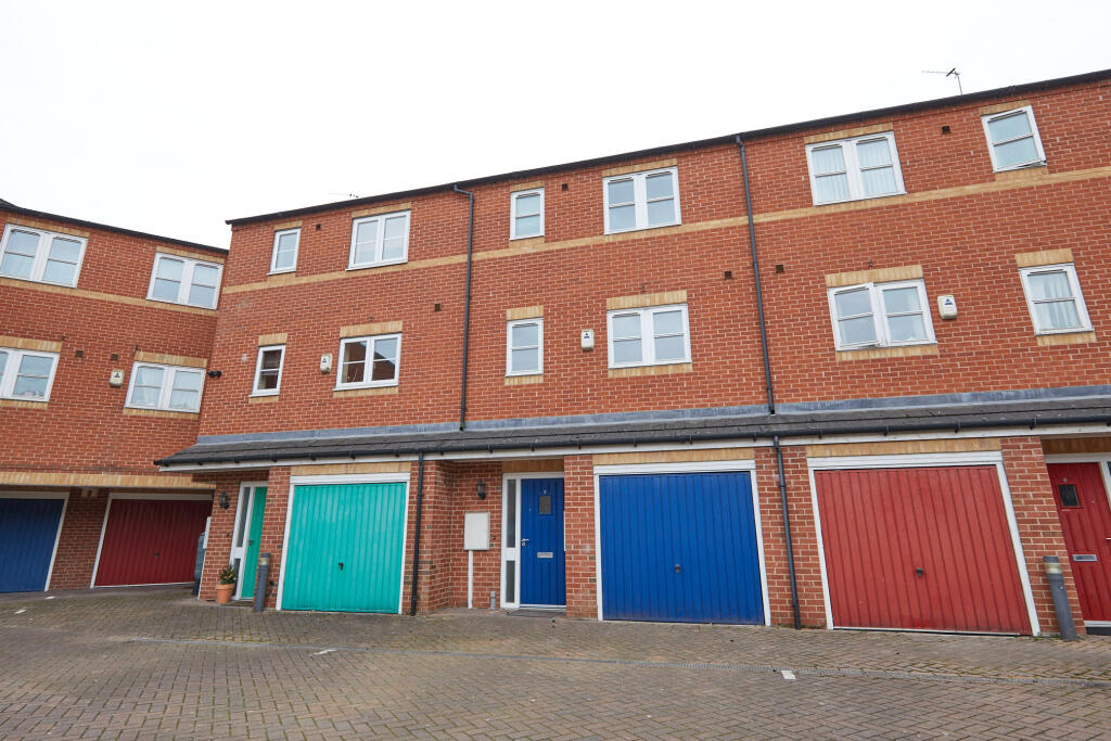 3 bed Detached for rent in Mackworth. From Leaders Sales - Derby