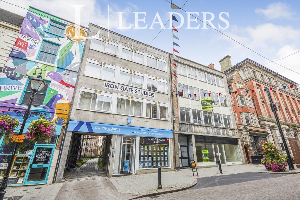 4 bed Studio for rent in Derby. From Leaders Sales - Derby