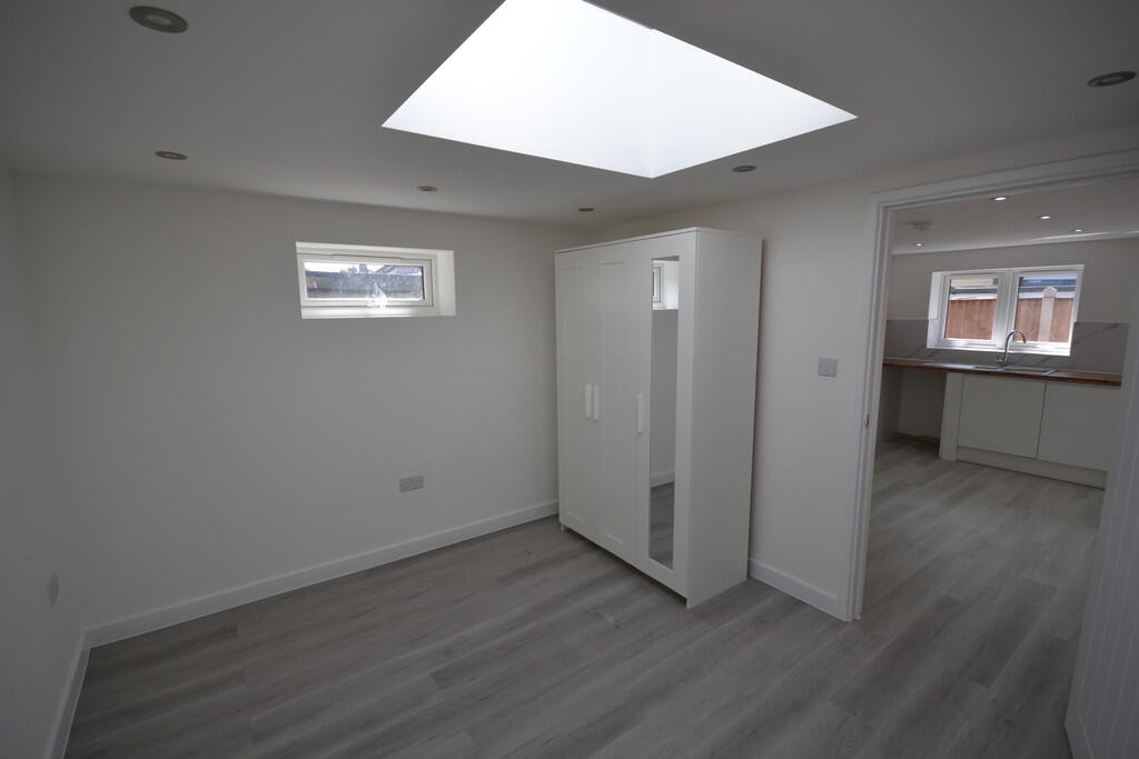 2 bed 1st Floor Flat for rent in Ilford. From Homechoice - Ilford
