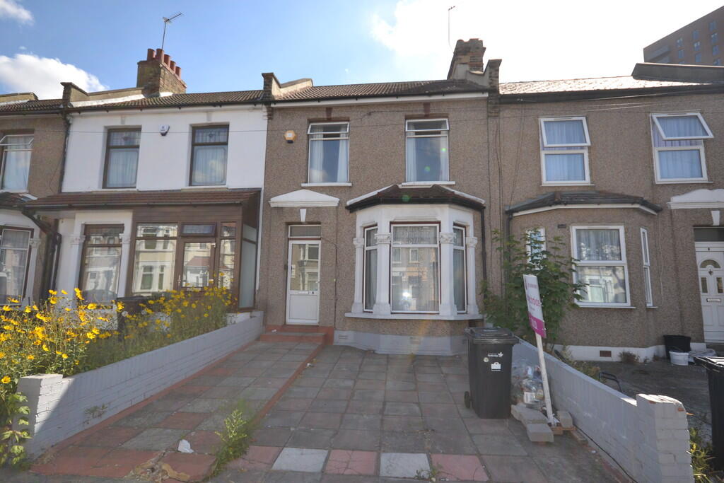 3 bed Mid Terraced House for rent in Ilford. From Homechoice - Ilford 3 bed Mid Terraced House for rent in Ilford. From Homechoice - Ilford