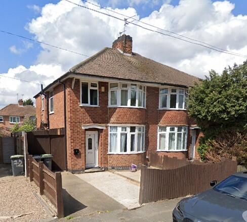 4 bed Semi-Detached House for rent in Beeston. From Leaders - Long Eaton