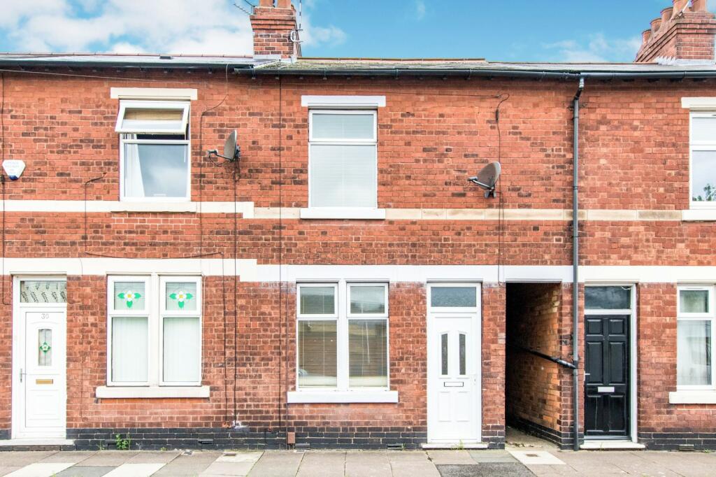 3 bed Mid Terraced House for rent in Long Eaton. From Leaders - Long Eaton