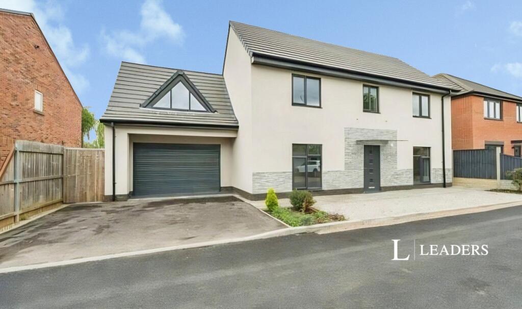 5 bed Detached for rent in Long Eaton. From Leaders Lettings - Long Eaton