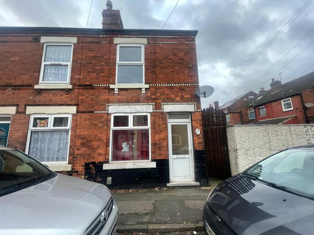 2 bed Mid Terraced House for rent in Ilkeston. From Leaders Lettings - Long Eaton