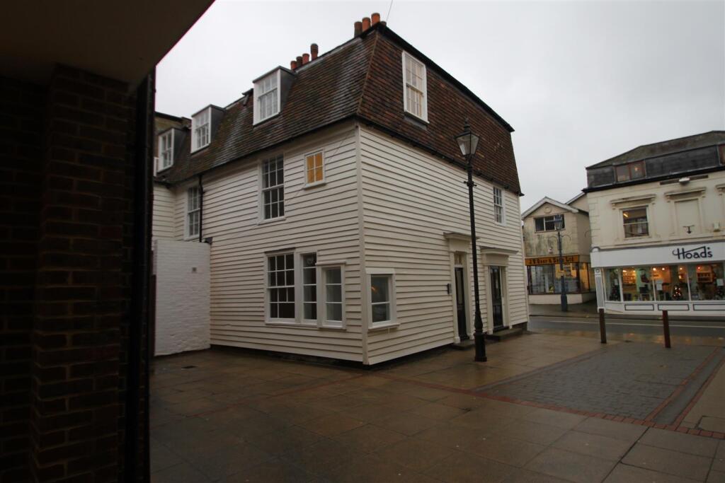 2 bed 1st Floor Flat for rent in Sevenoaks. From Ibbett Mosely - Tonbridge