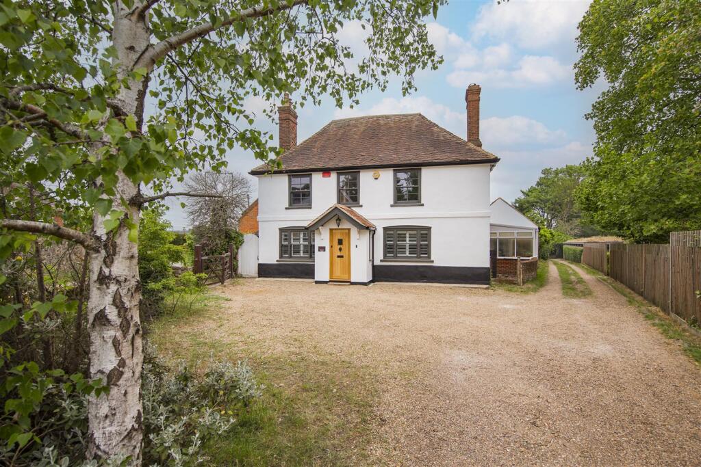 5 bed Detached for rent in West Malling. From Ibbett Mosely - Tonbridge 5 bed Detached for rent in West Malling. From Ibbett Mosely - Tonbridge