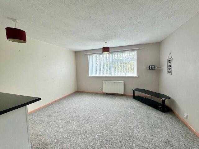 2 bed Apartment for rent in Southampton. From Leaders - Bitterne