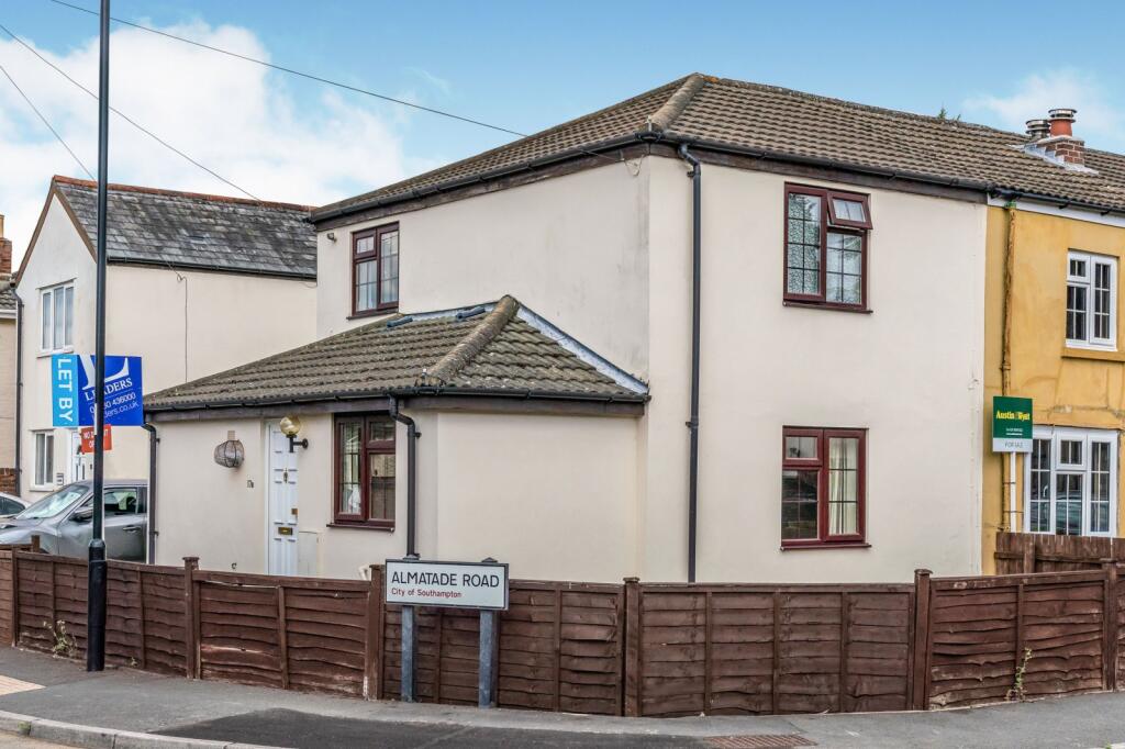 1 bed 1st Floor Flat for rent in Hedge End. From Leaders - Bitterne