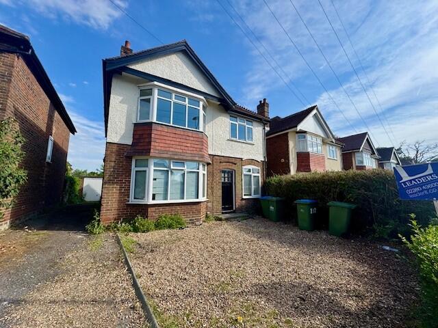 2 bed 1st Floor Flat for rent in Southampton. From Leaders - Bitterne
