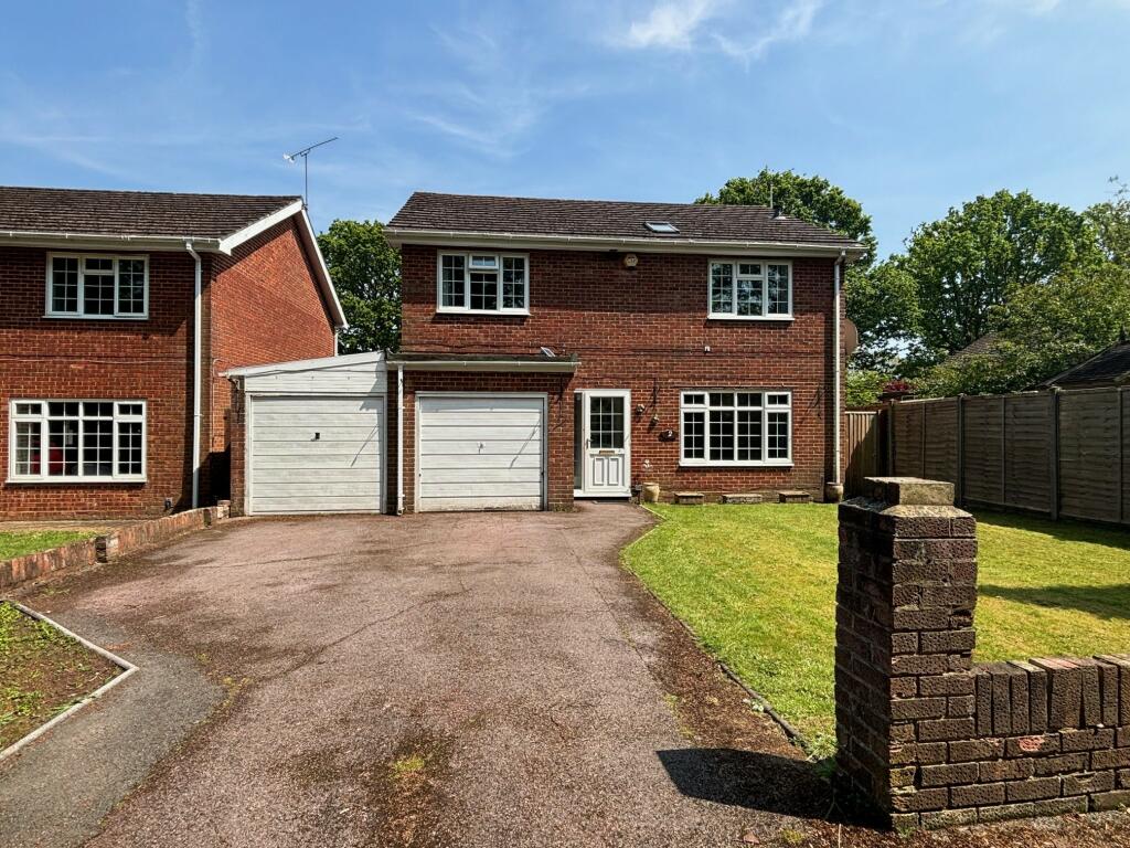 4 bed Detached House for rent in Hedge End. From Leaders - Hedge End
