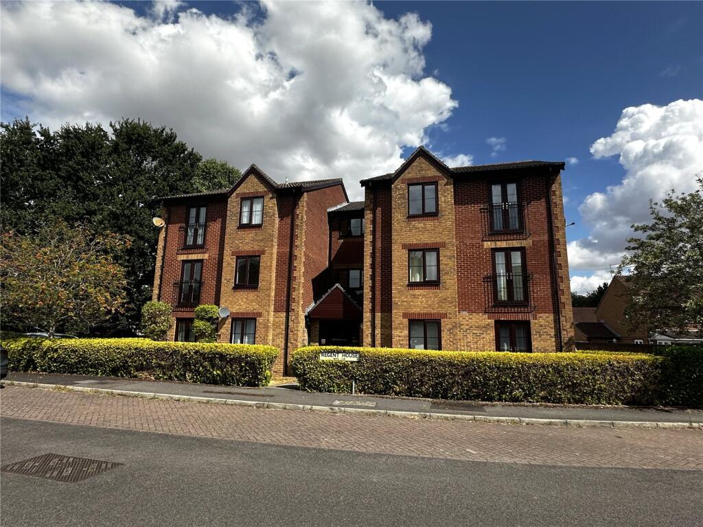 1 bed Detached for rent in Hedge End. From Leaders - Hedge End