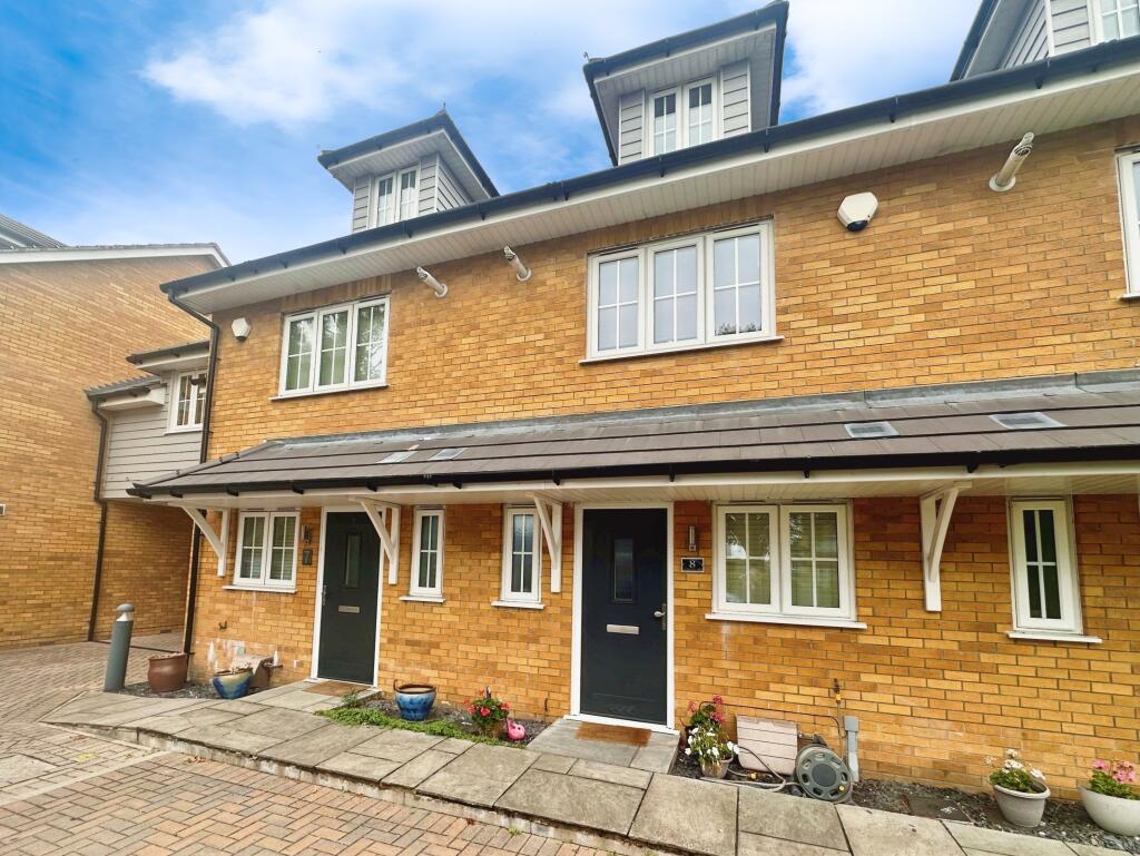 3 bed Mid Terraced House for rent in Hedge End. From Leaders - Hedge End