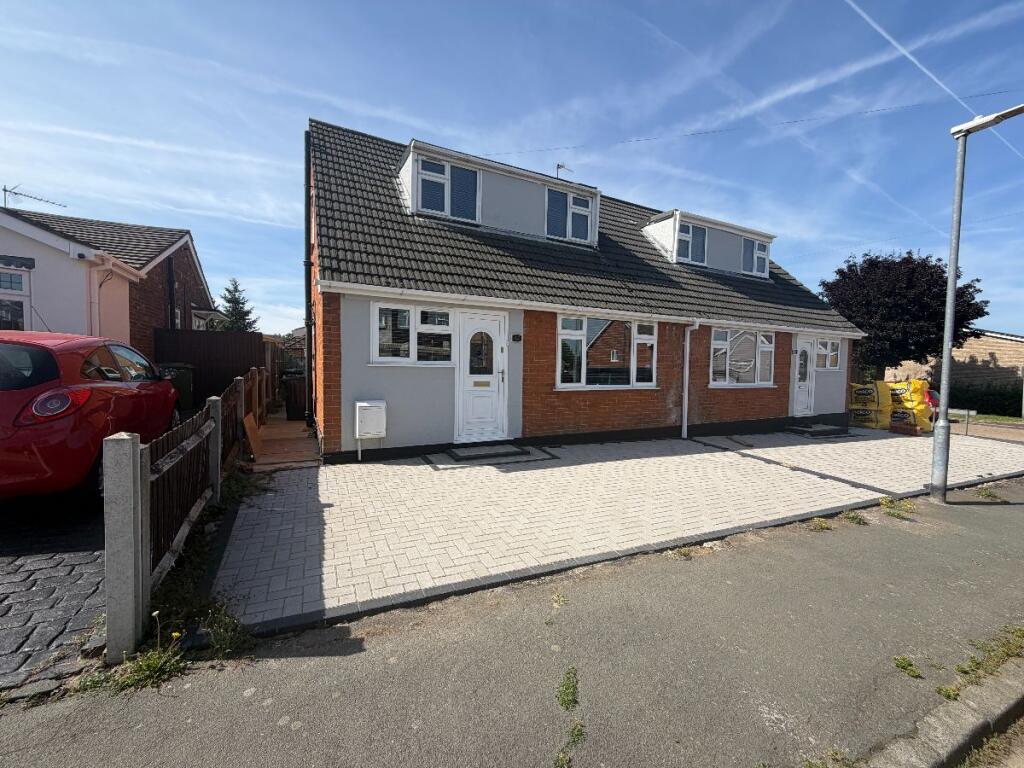 2 bed Chalet for rent in Basildon. From WilsonWood Properties Limited - Canvey Island - Sales 2 bed Chalet for rent in Basildon. From WilsonWood Properties Limited - Canvey Island - Sales
