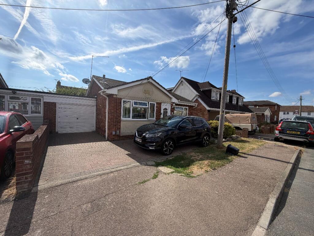 2 bed Bungalow for rent in Canvey Island. From WilsonWood Properties Limited - Canvey Island - Sales