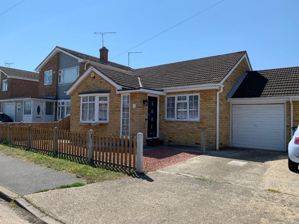 2 bed Bungalow for rent in Canvey Island. From WilsonWood Properties Limited - Canvey Island - Sales