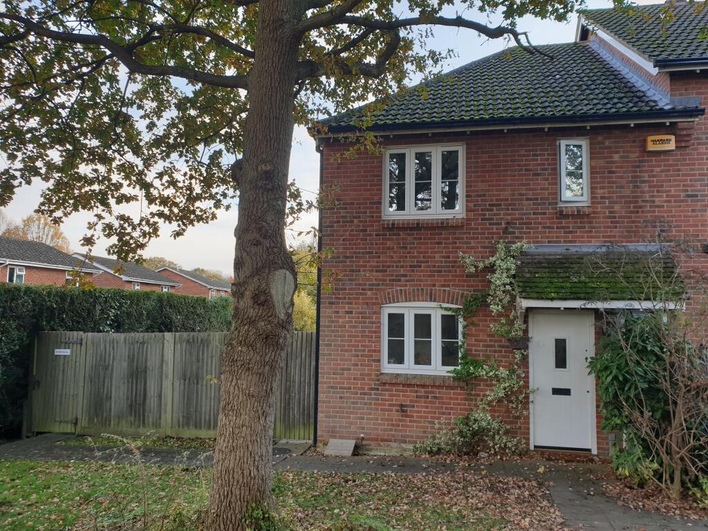 3 bed Detached for rent in Southampton. From Leaders - Sarisbury