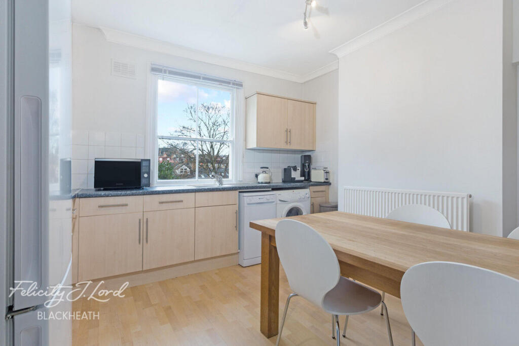 1 bed 1st Floor Flat for rent in Greenwich. From Felicity J Lord - Blackheath Village Lettings 1 bed 1st Floor Flat for rent in Greenwich. From Felicity J Lord - Blackheath Village Lettings