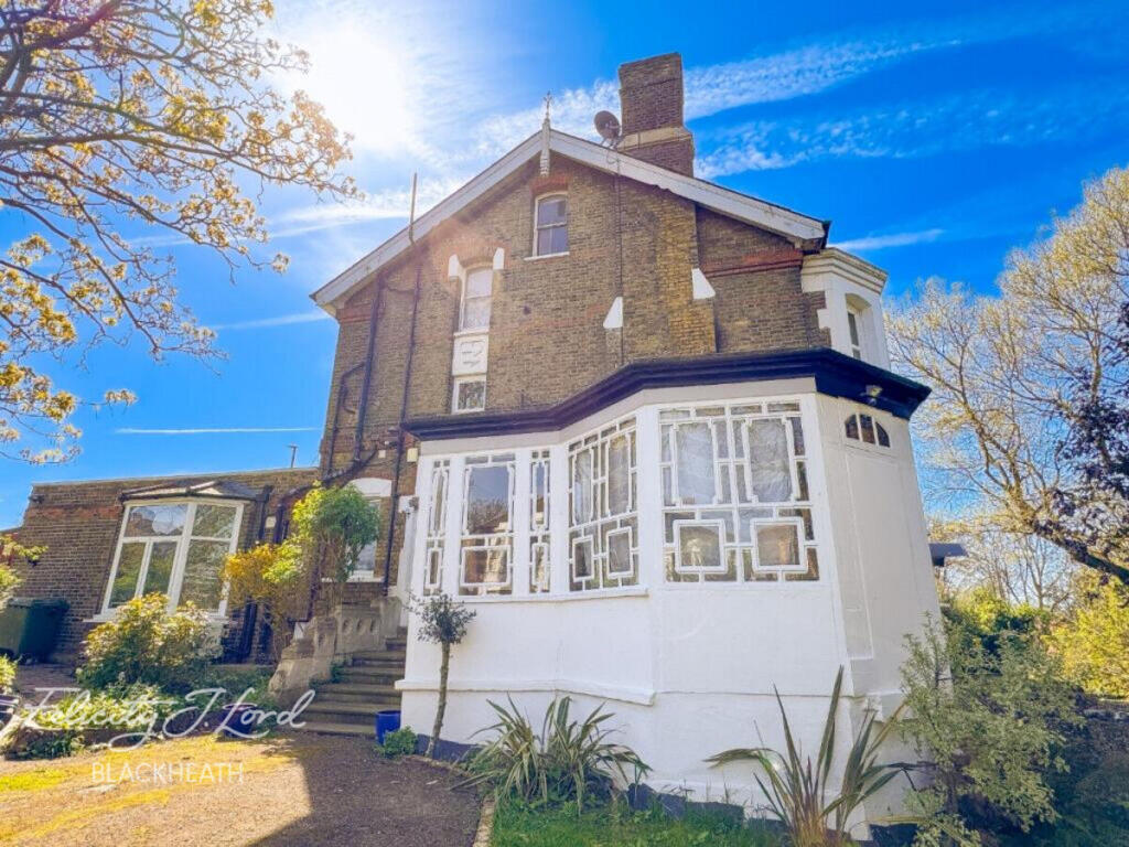 1 bed 1st Floor Flat for rent in London. From Felicity J Lord - Blackheath Village Lettings