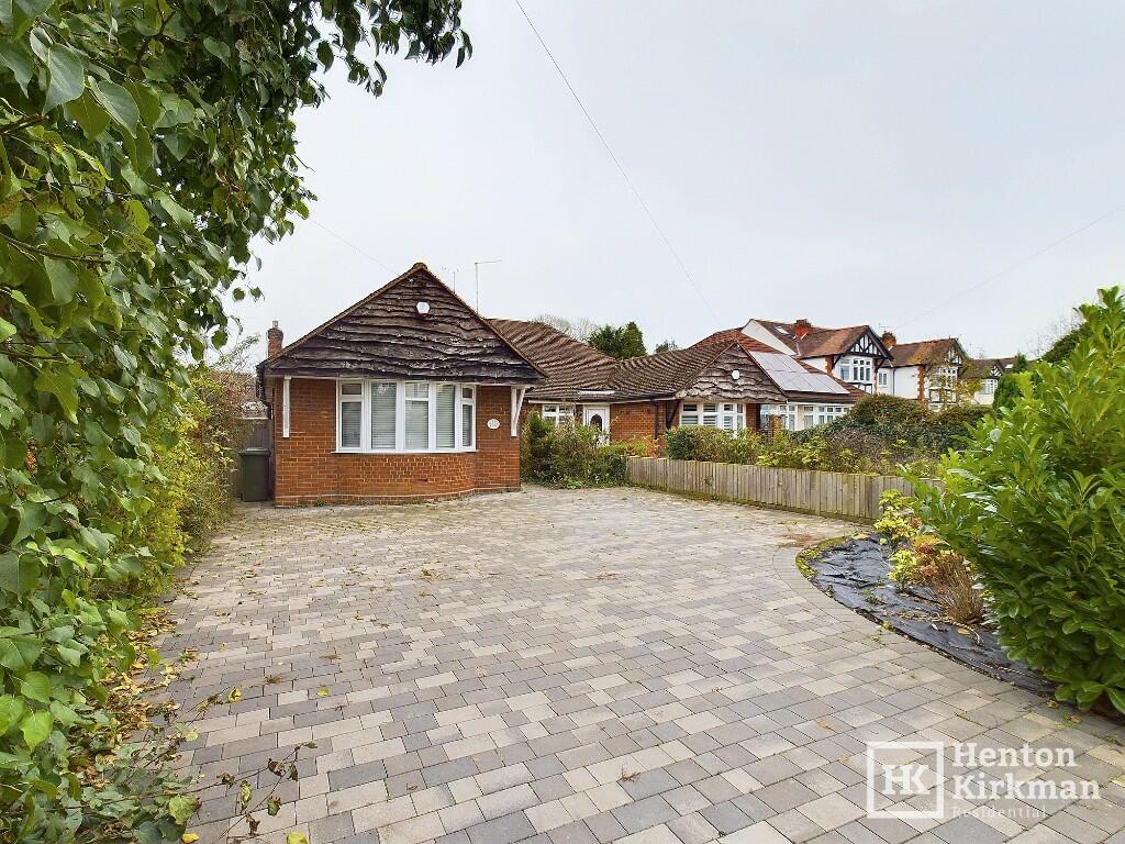 3 bed Semi-detached bungalow for rent in Brentwood. From Henton Kirkman Residential - Billericay