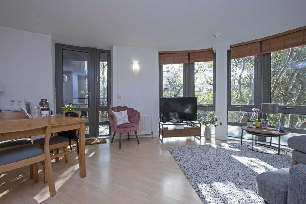 2 bed 1st Floor Flat for rent in Clapham. From Oliver Burn - Clapham 2 bed 1st Floor Flat for rent in Clapham. From Oliver Burn - Clapham