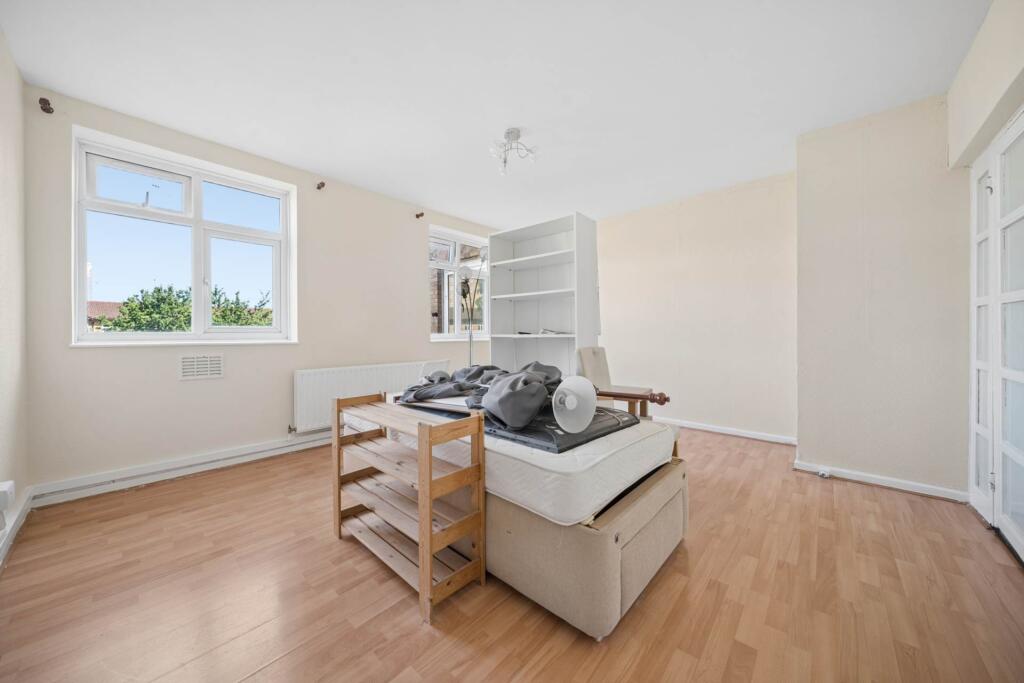 2 bed 1st Floor Flat for rent in Clapham. From Oliver Burn - Clapham 2 bed 1st Floor Flat for rent in Clapham. From Oliver Burn - Clapham