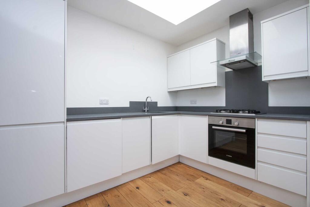 2 bed 1st Floor Flat for rent in Clapham. From Oliver Burn - Clapham 2 bed 1st Floor Flat for rent in Clapham. From Oliver Burn - Clapham