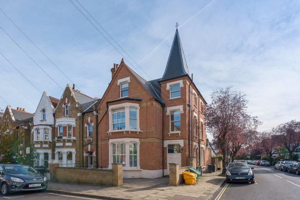 2 bed Flat for rent in Streatham. From Oliver Burn - Herne Hill