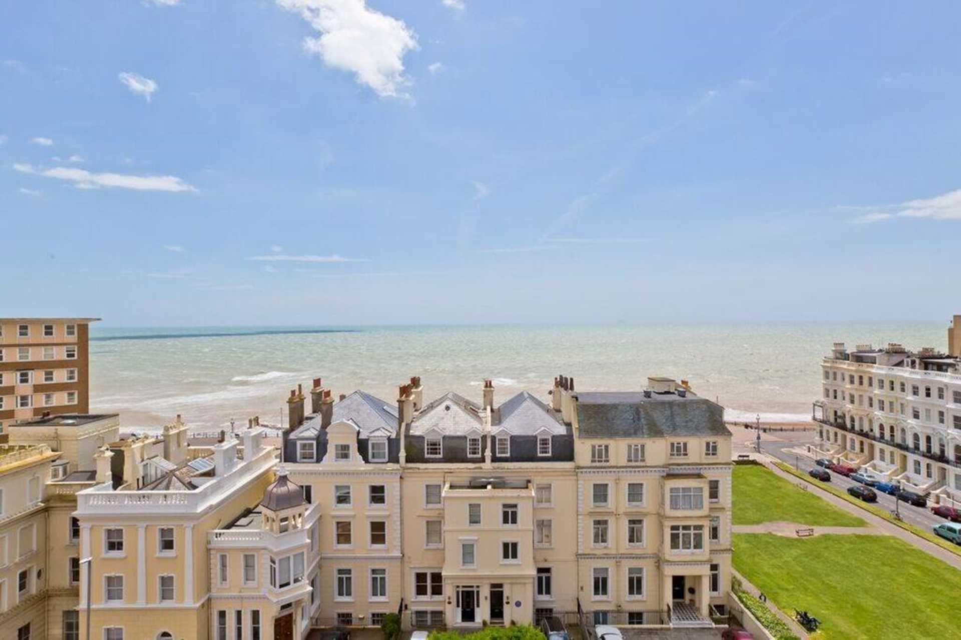 2 bed Penthouse for rent in Hove. From Westbeach Properties Ltd