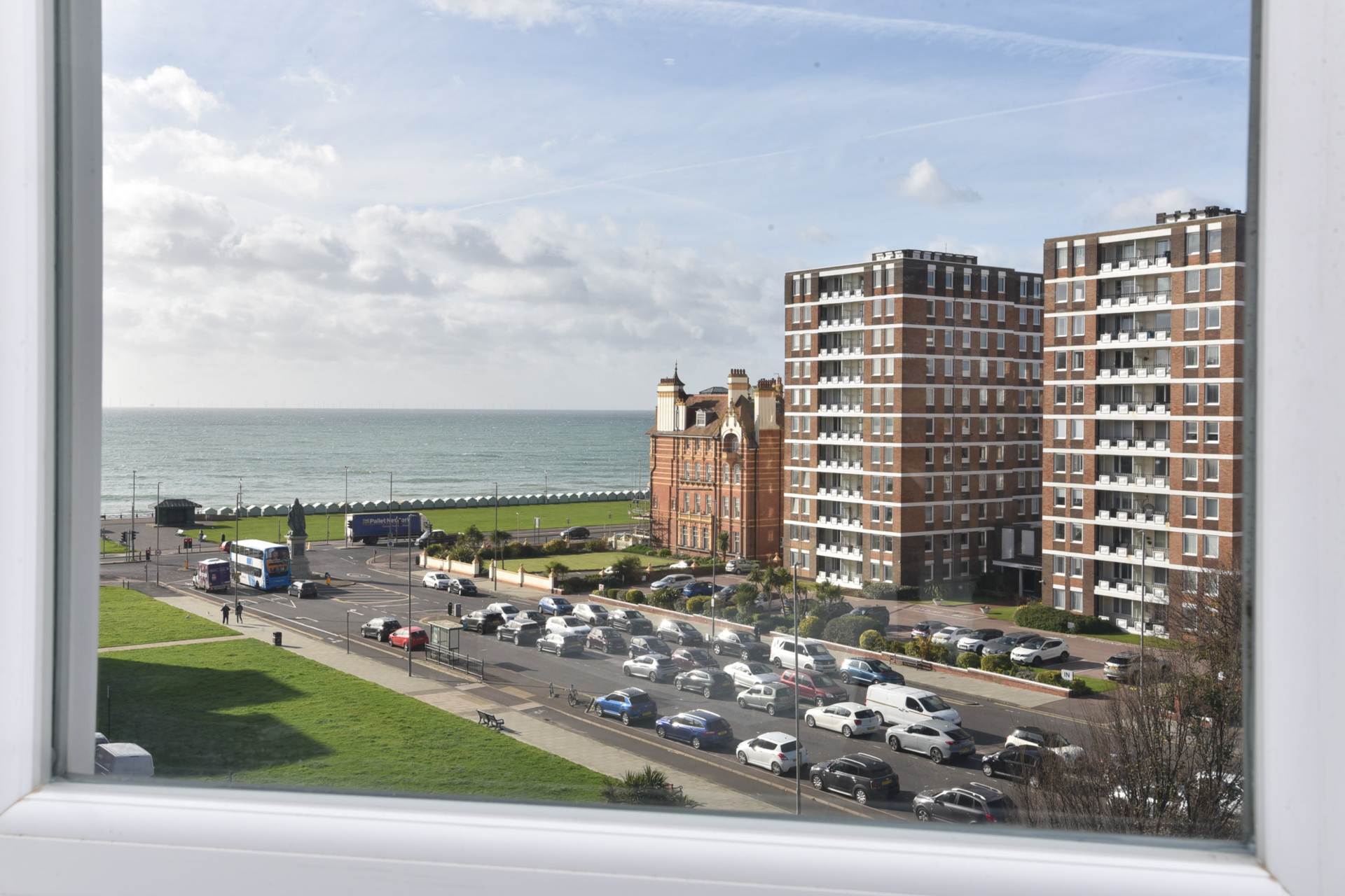 2 bed 1st Floor Flat for rent in Hove. From Westbeach Properties Ltd 2 bed 1st Floor Flat for rent in Hove. From Westbeach Properties Ltd