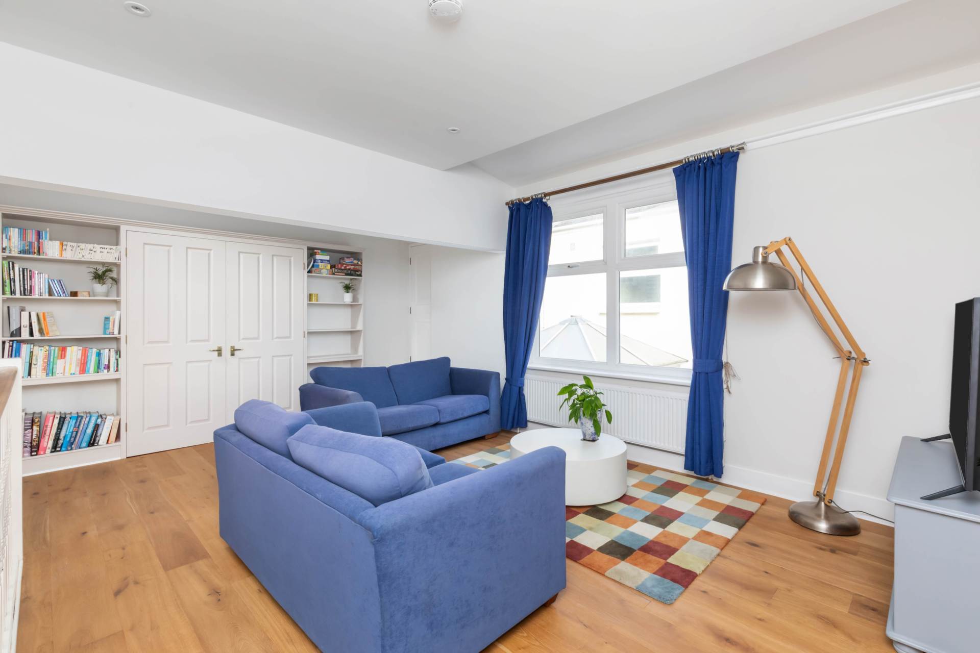 1 bed Guest House for rent in Hove. From Westbeach Properties Ltd