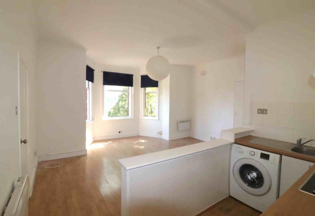 1 bed 1st Floor Flat for rent in Penge. From Property World Penge - London - Lettings 1 bed 1st Floor Flat for rent in Penge. From Property World Penge - London - Lettings