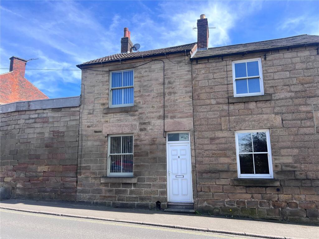 2 bed Mid Terraced House for rent in Belper. From Leaders - Belper