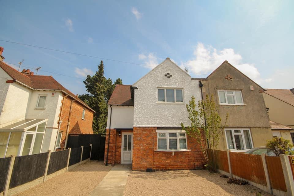4 bed Mid Terraced House for rent in Mackworth. From Leaders - Belper