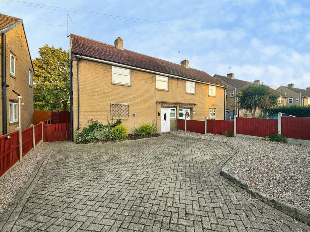 3 bed Semi Detached for rent in South Wingfield. From Leaders - Belper 3 bed Semi Detached for rent in South Wingfield. From Leaders - Belper