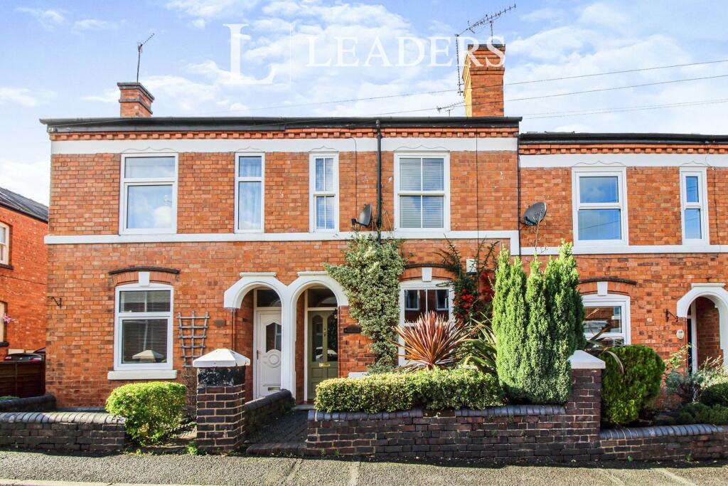 3 bed Semi-Detached House for rent in Droitwich Spa. From Leaders - Worcester