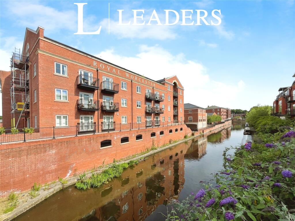 2 bed 1st Floor Flat for rent in Worcester. From Leaders Sales - Worcester 2 bed 1st Floor Flat for rent in Worcester. From Leaders Sales - Worcester