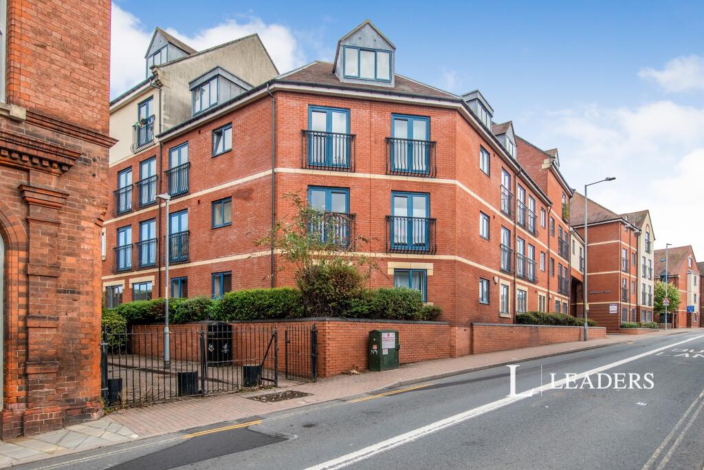 2 bed 1st Floor Flat for rent in Worcester. From Leaders Sales - Worcester