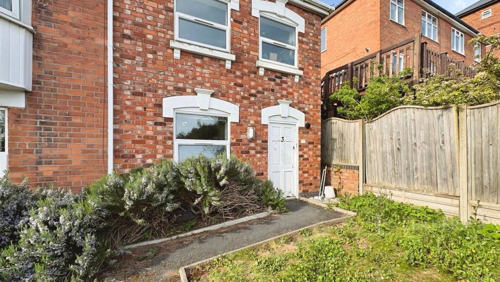 1 bed 1st Floor Flat for rent in Worcester. From Leaders Sales - Worcester