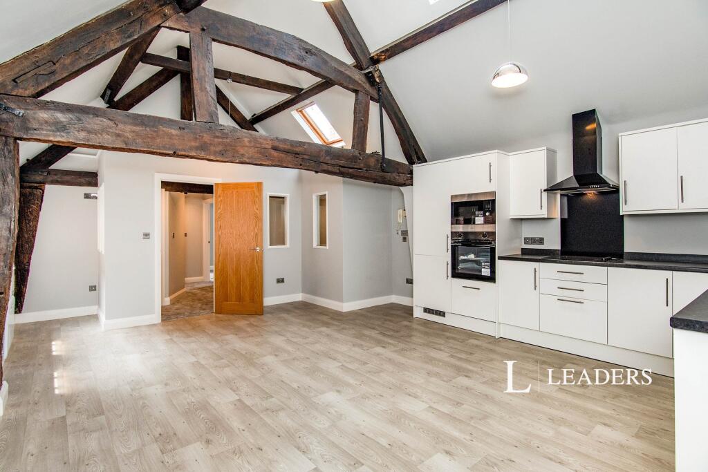 2 bed 1st Floor Flat for rent in Worcester. From Leaders Sales - Worcester