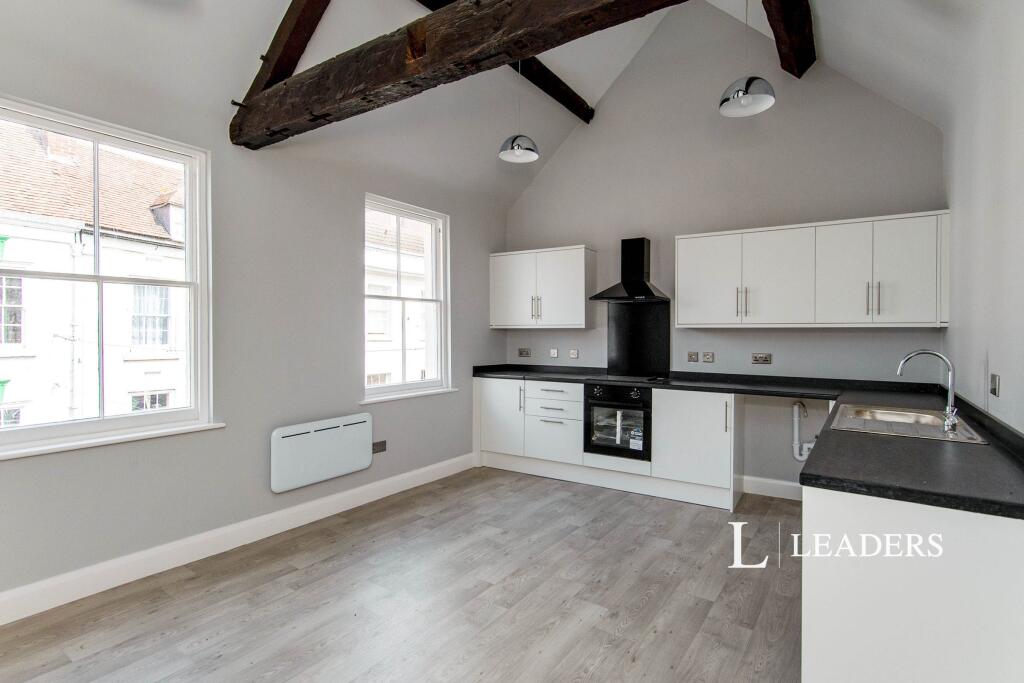 1 bed 1st Floor Flat for rent in Worcester. From Leaders Sales - Worcester