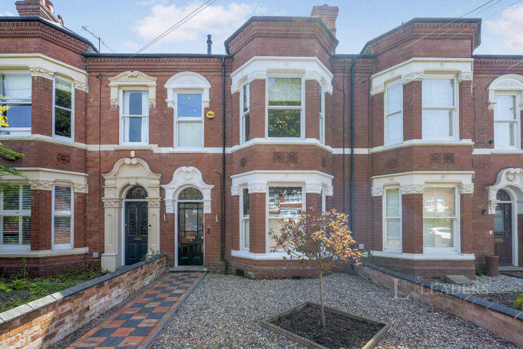 5 bed Mid Terraced House for rent in Claines. From Leaders Sales - Worcester